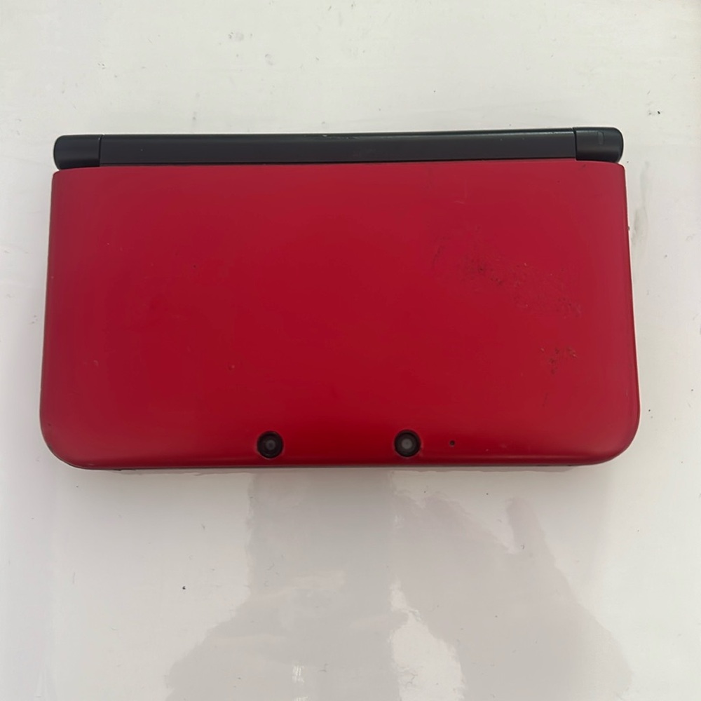 Used Nintendo 3ds in good condition firm price
